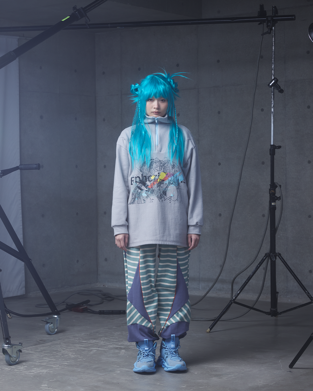 25AW Half-zip print sweat  Memory: Kissing girls-LightBlue-