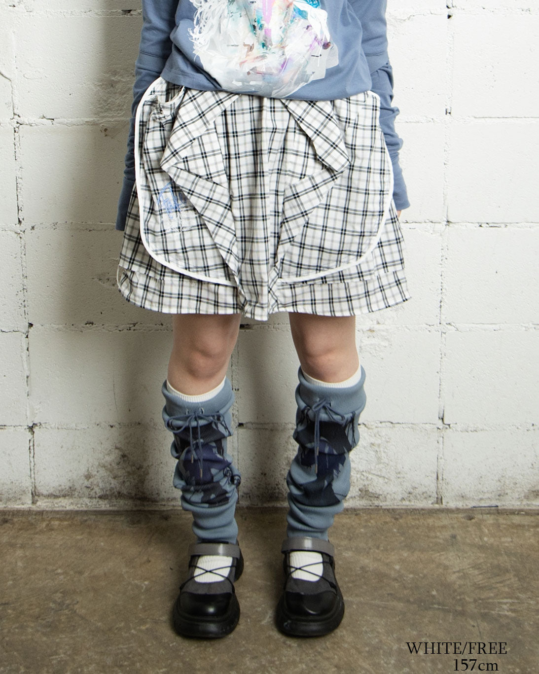 26AWPRE-ORBIT POCKETED CHECK SKIRT