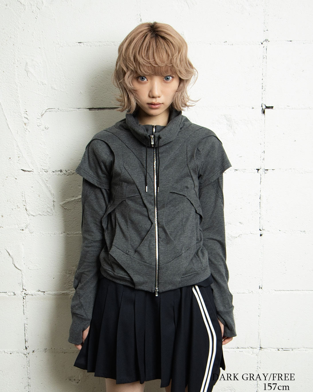 26AWPRE-VEIL NECK OVERLAY ZIP TOP