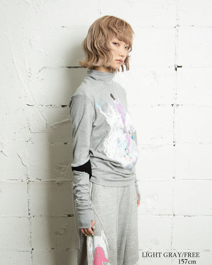 26AWPRE-GRAPHIC HIGH NECK TOP