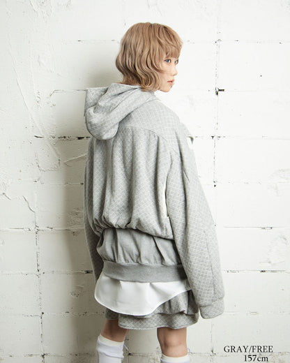 26AWPRE-GRAPHIC QUILTED CROSS HOODIE