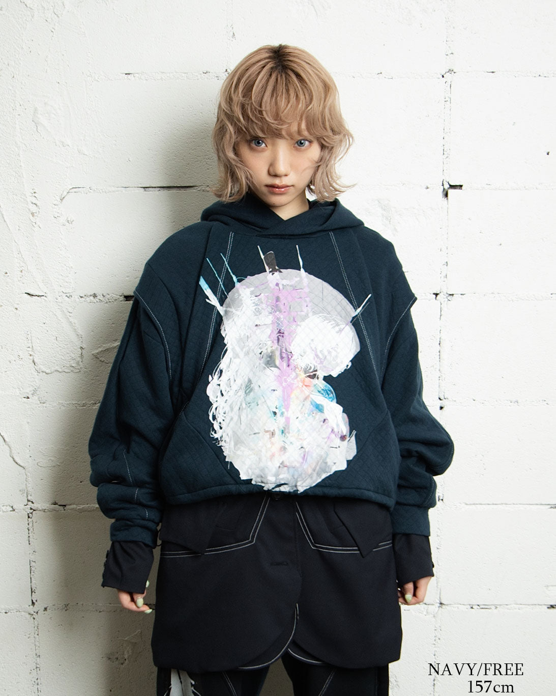 26AWPRE-GRAPHIC QUILTED CROSS HOODIE