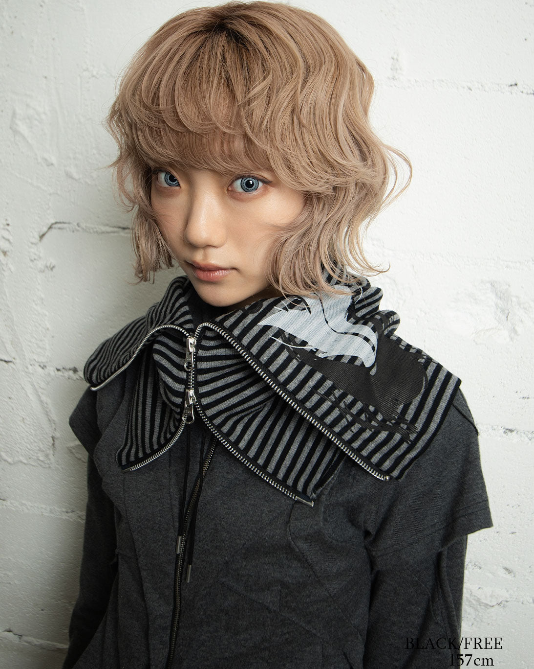 26AWPRE-GRAPHIC RIB NECK WARMER