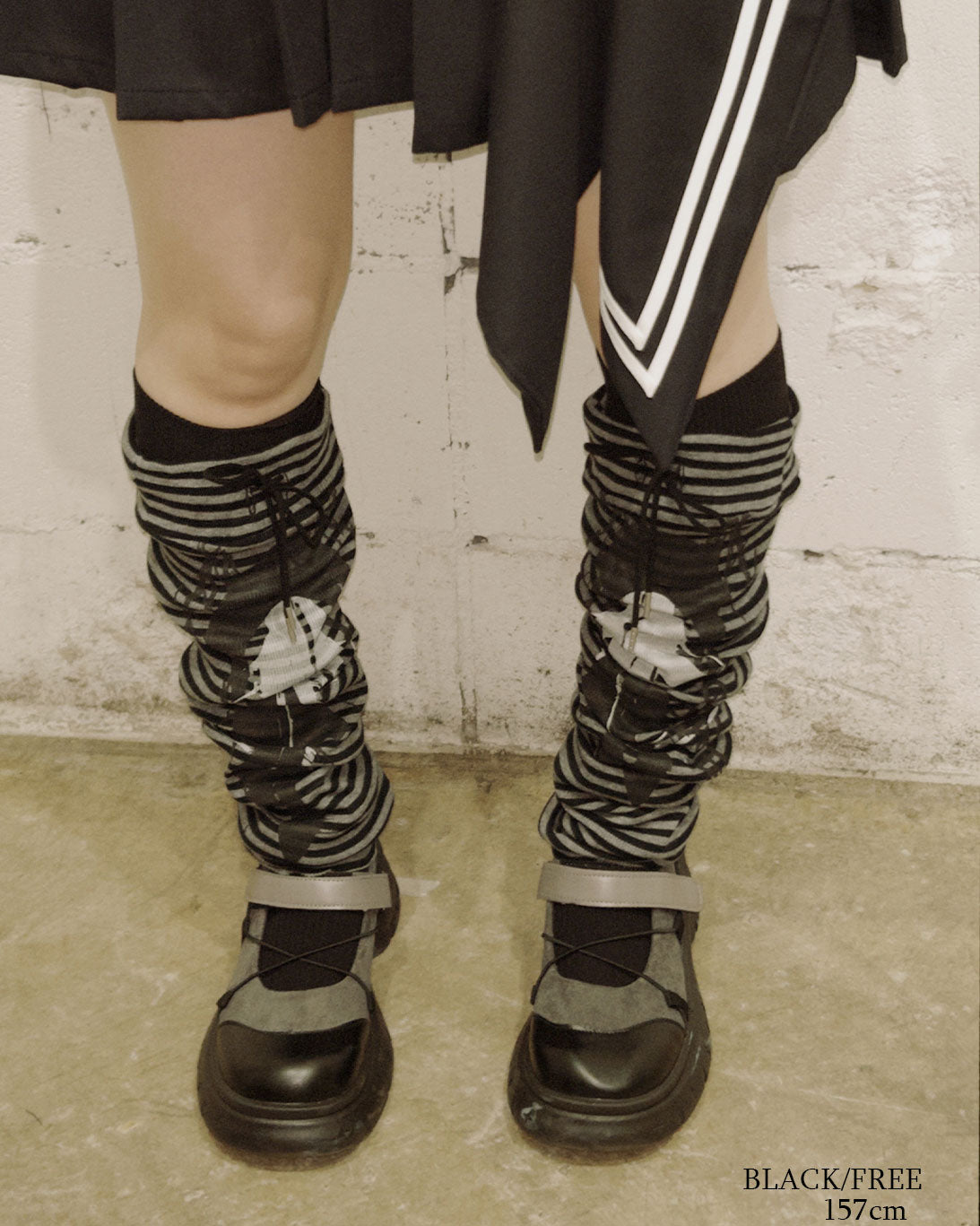 26AWPRE-GRAPHIC RIB LEG WARMERS